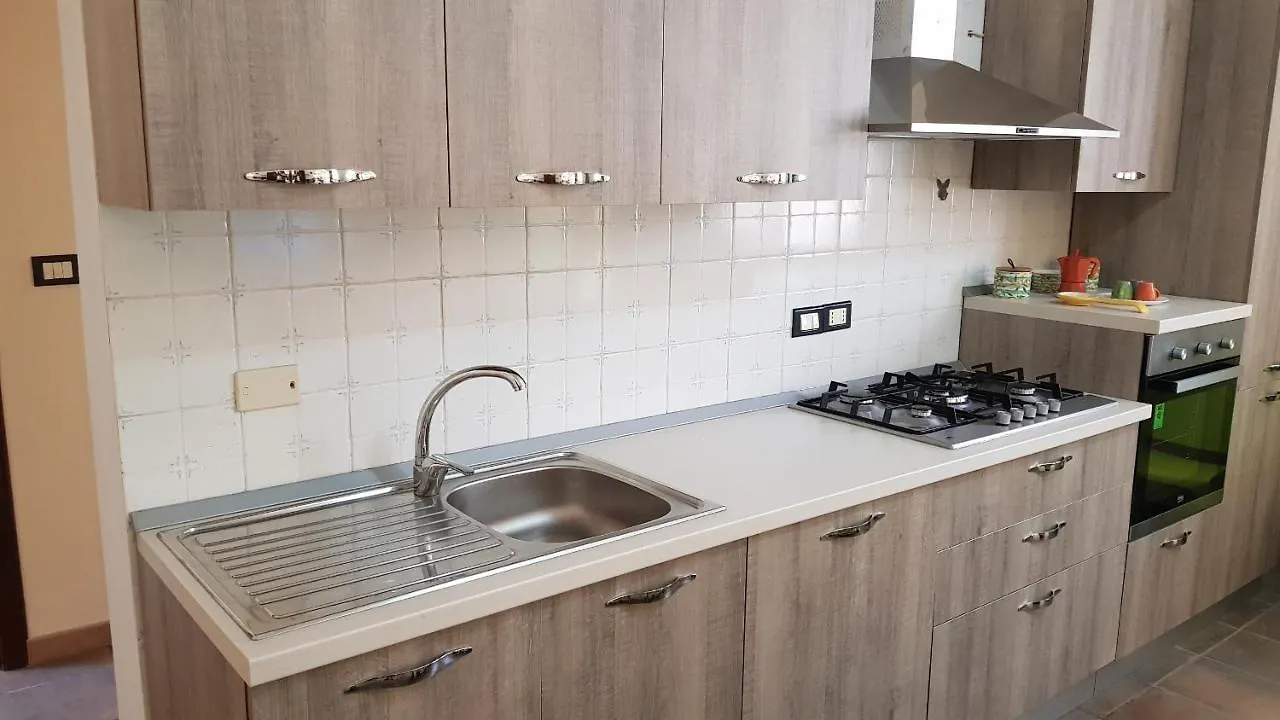 Casa Vacanze Villa Tropia Camastra 0*,  イタリア