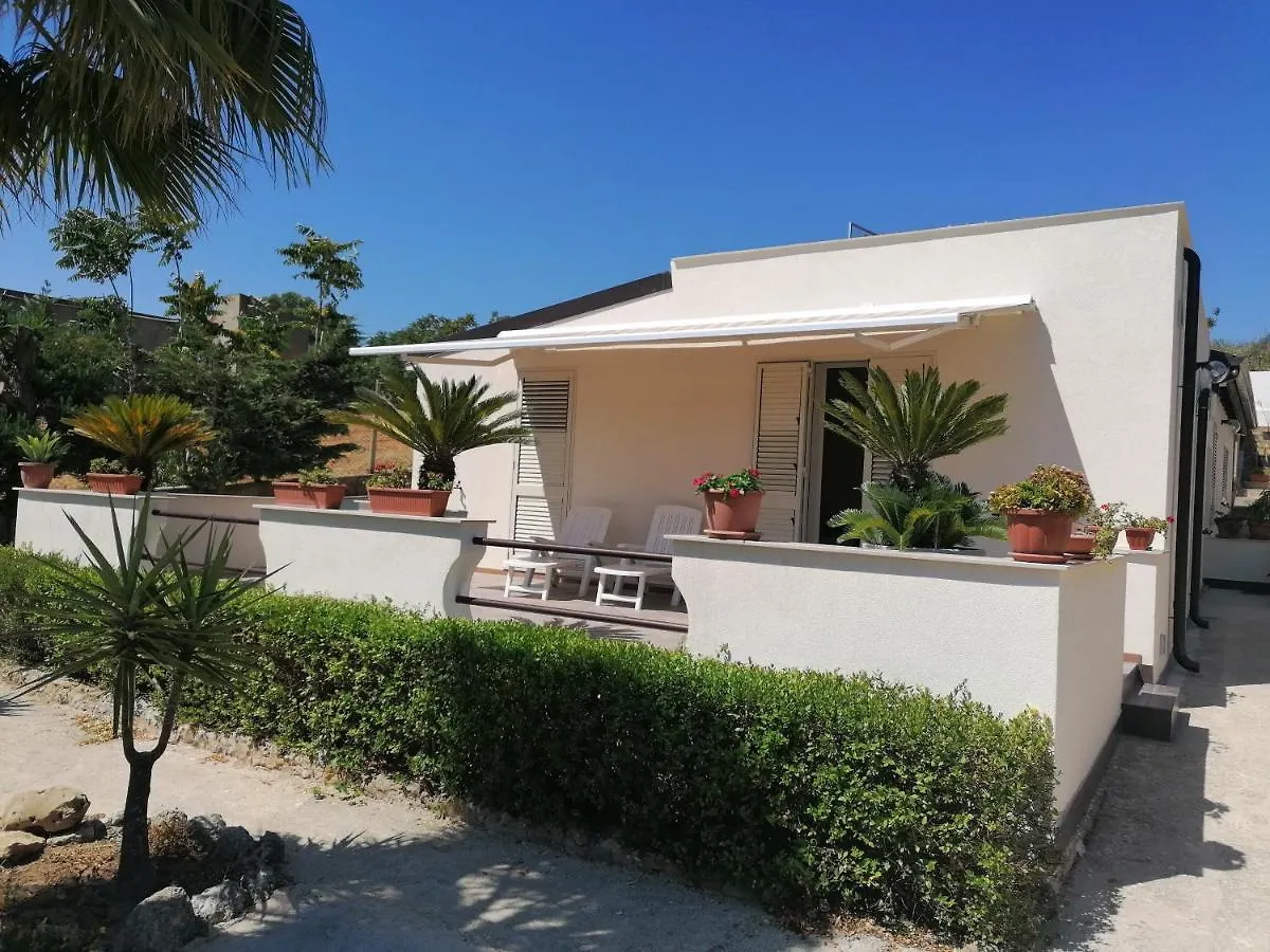 Casa Vacanze Rosa Camastra