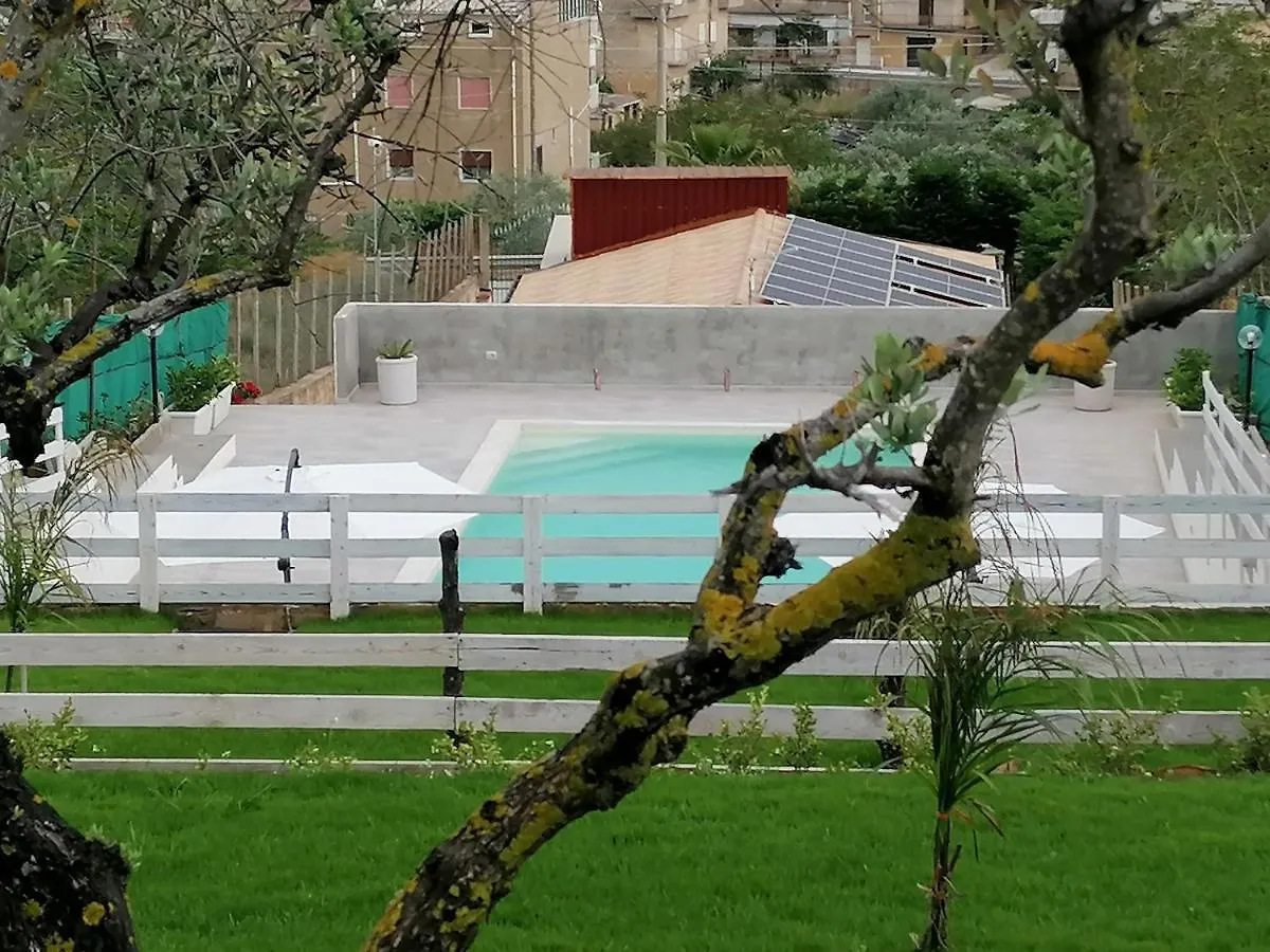 Casa Vacanze Rosa Camastra
