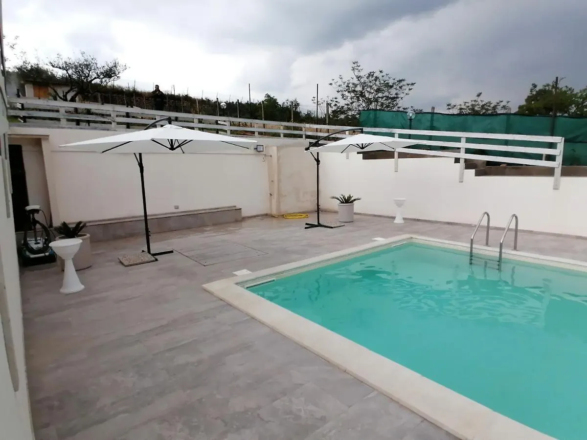 Casa Vacanze Rosa Camastra Italia
