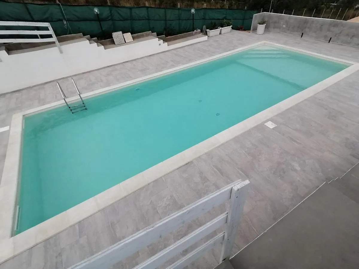 Casa Vacanze Rosa Camastra 0*,  Italia