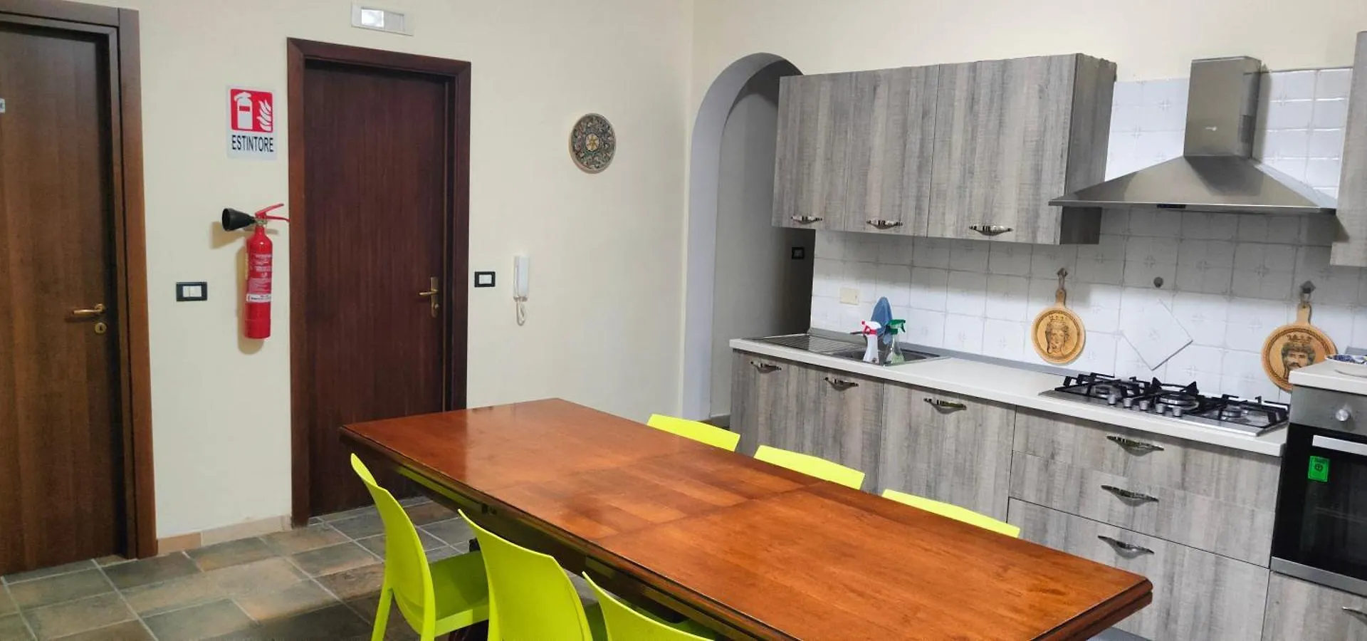 Casa Vacanze Rosa Camastra Italia