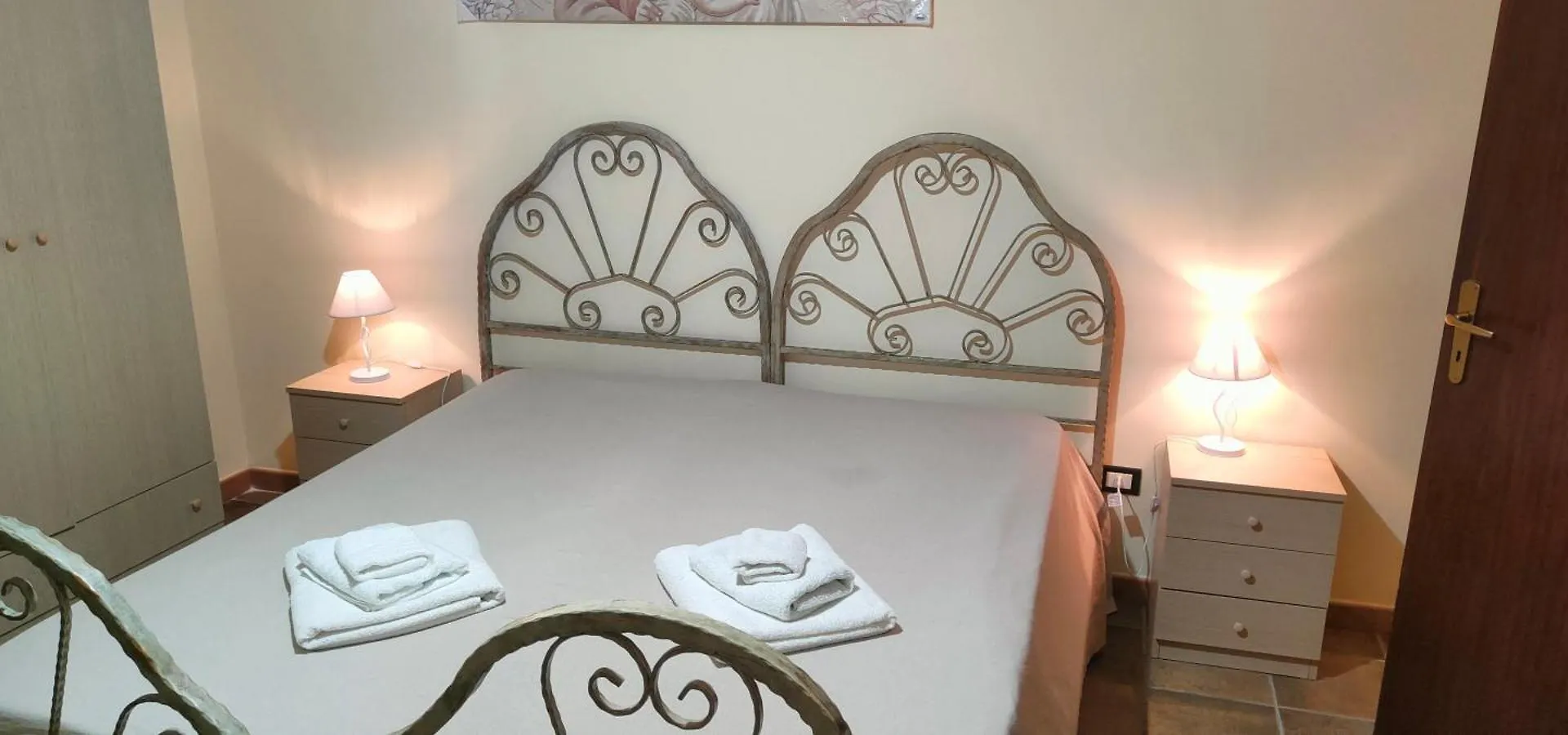 Casa Vacanze Rosa Camastra