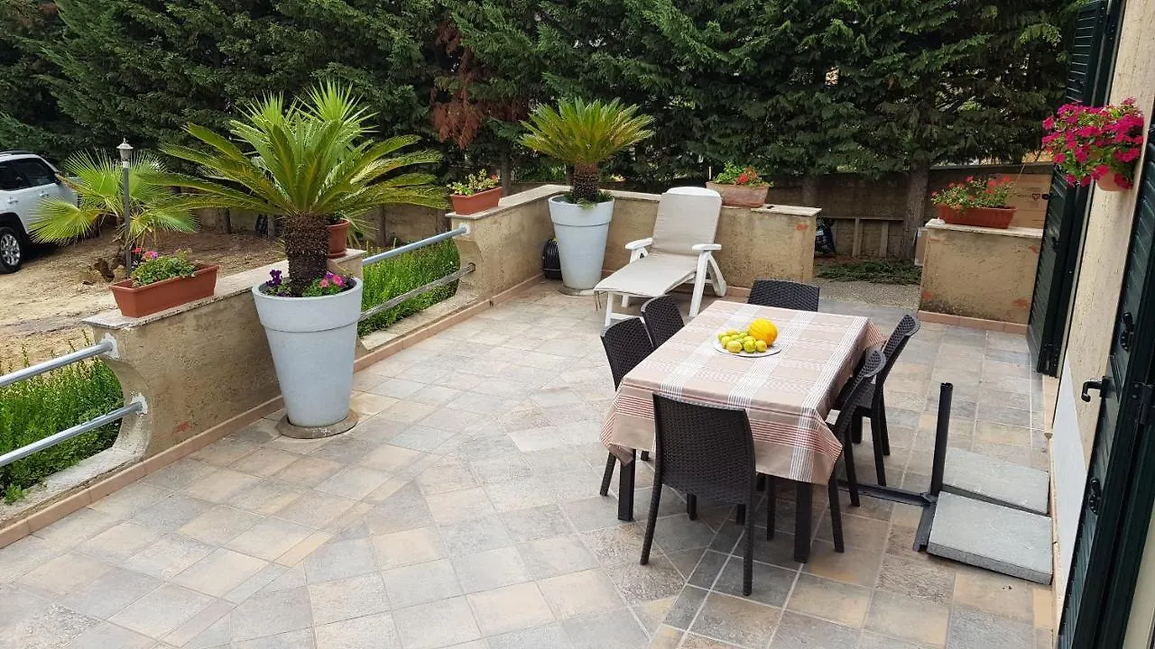 Casa Vacanze Villa Tropia Camastra Holiday home